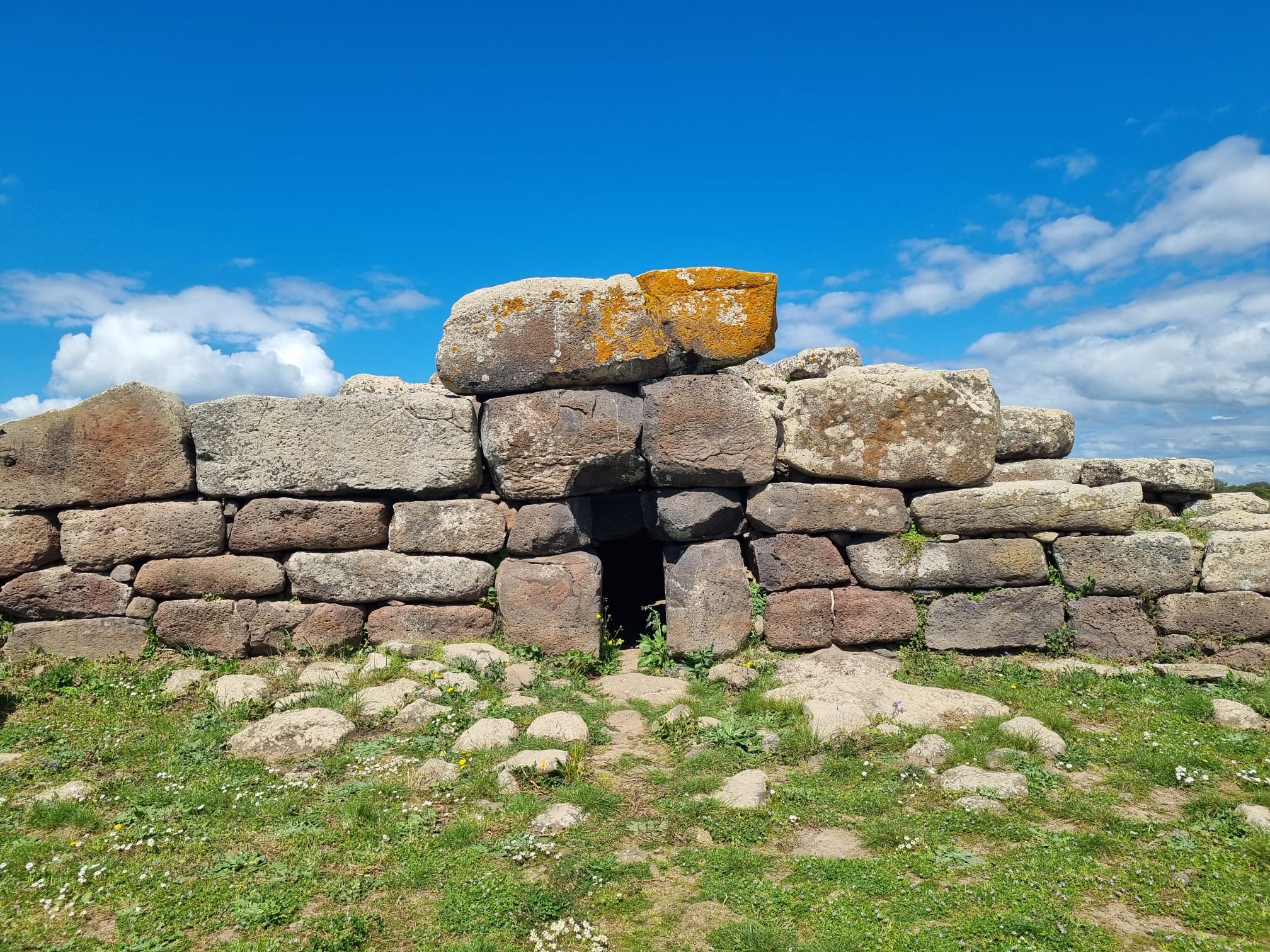Sardegna tomba di gigante